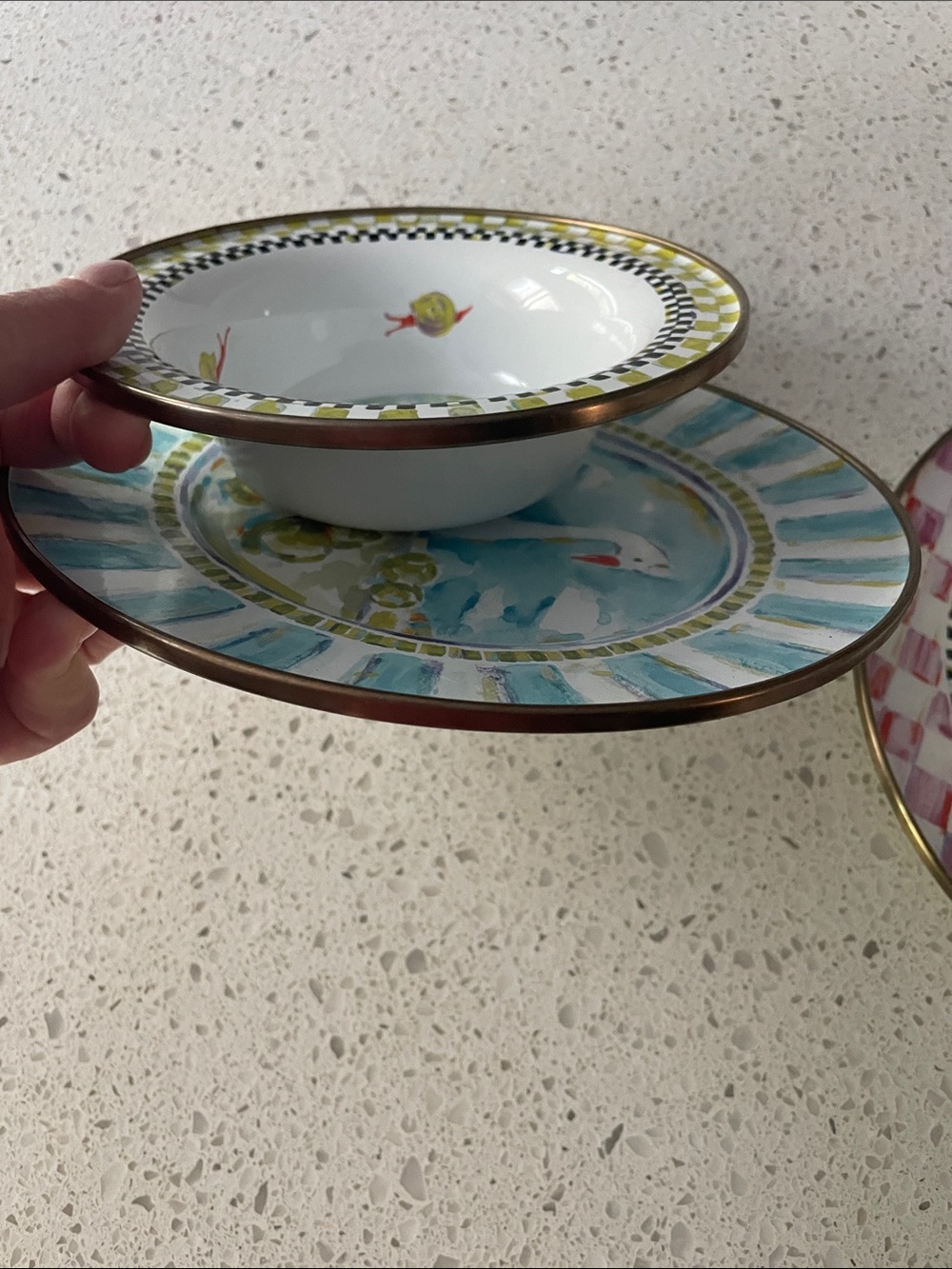 Hand-Painted Ceramic Bowls & Plates with Duck & Bee Motifs - Picture 3 of 7